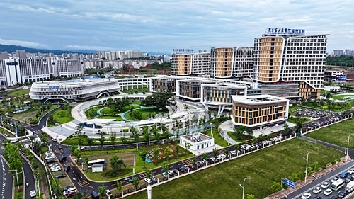 图1:广东省人民医院赣州医院(沙河院区)辐射赣粤闽湘四省毗邻地区超2000万人口。
