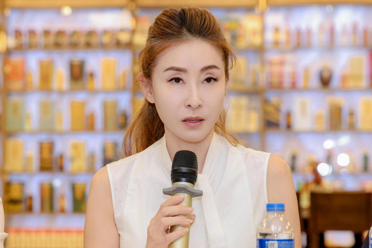 图 | 香港贵州商会会长计艳莉发言