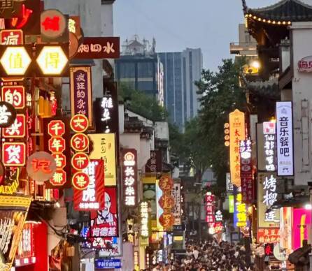 居民楼下开餐馆?8月15日起,最高罚10万!这波操作干得漂亮