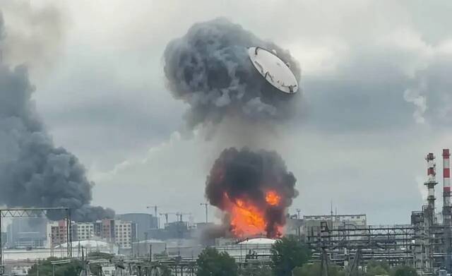 别死盯着俄乌前线了，现在最危险的是俄罗斯国内，坐在了火山口上