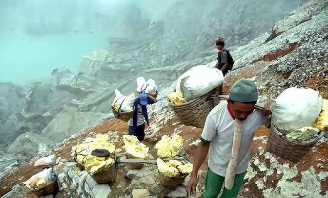 7.7级强震袭击印尼弗洛勒斯岛！当地近190万，距离中资矿区多远？