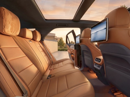 2026成都车展：全新长轴距GLE SUV全球首秀、She’s Mercedes品牌战略平台焕新呈现