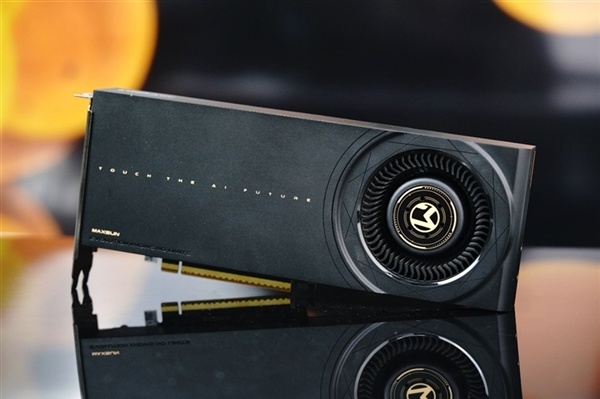 涨疯了！Intel锐炫Pro B70变理财产品：一个月暴涨48%