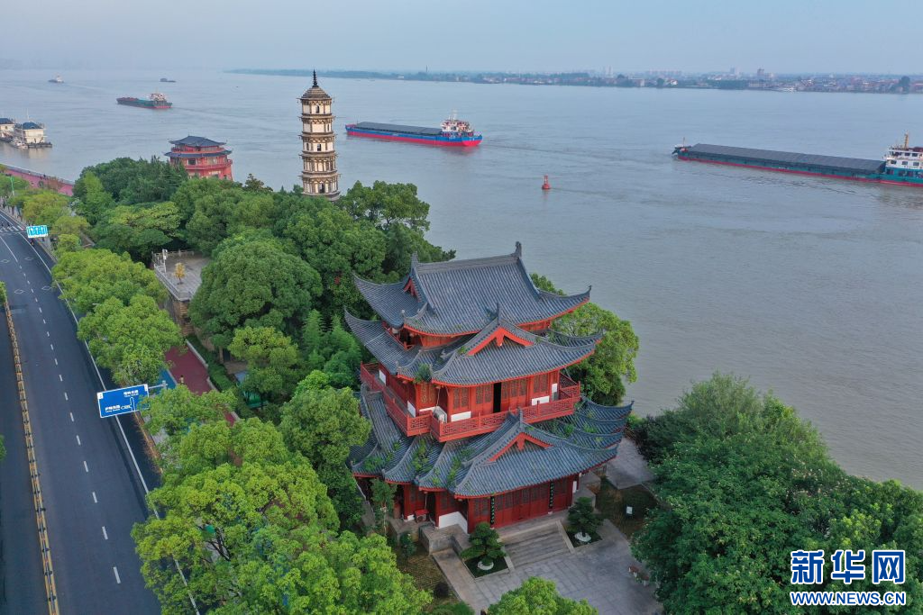 航拍长江九江段。新华网发