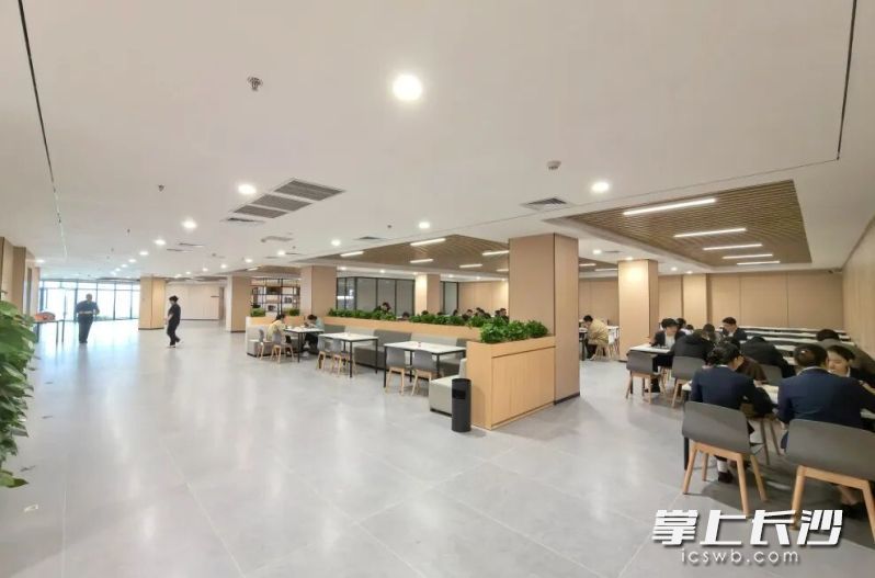 湘江科创基地食堂。