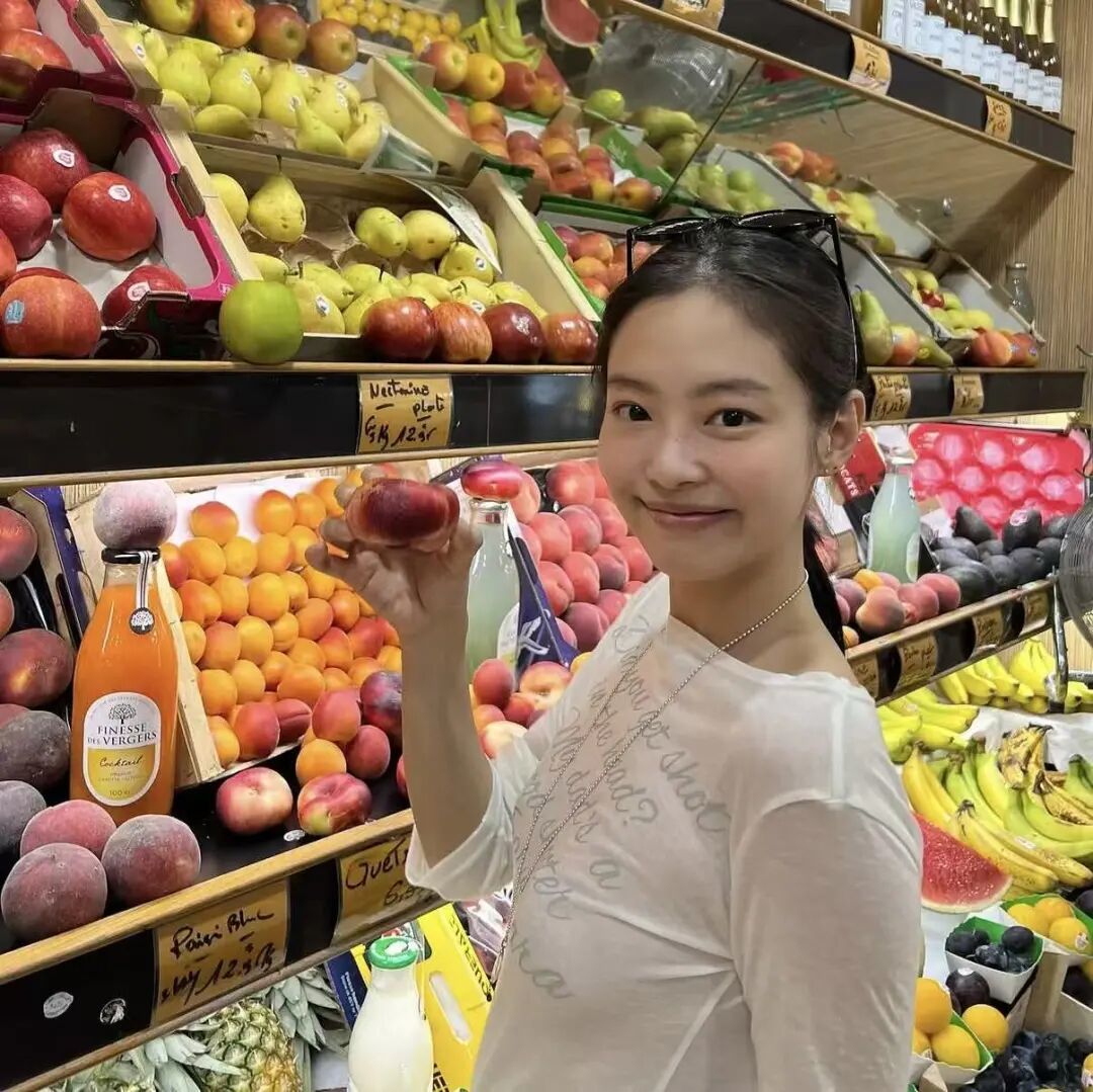 不想披头散发，跟女明星学扎超美高马尾！