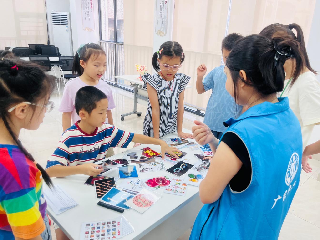 与情绪和解 少年自在成长——流塘社区儿童青少年心理减压支持小组圆满结课