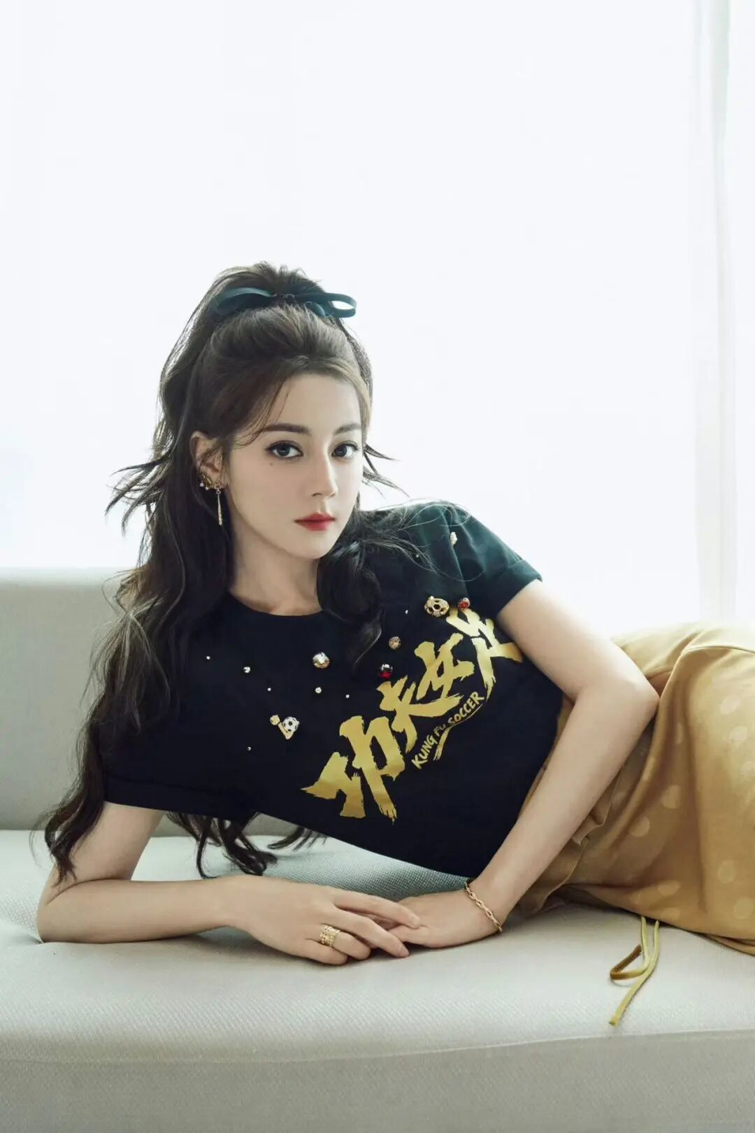 不想披头散发，跟女明星学扎超美高马尾！