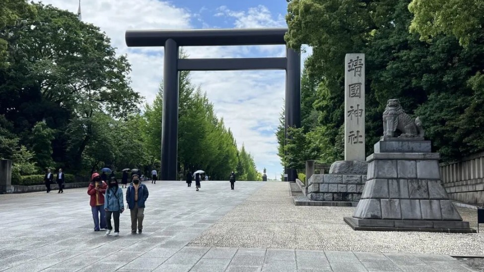中国博主发布进入靖国神社视频