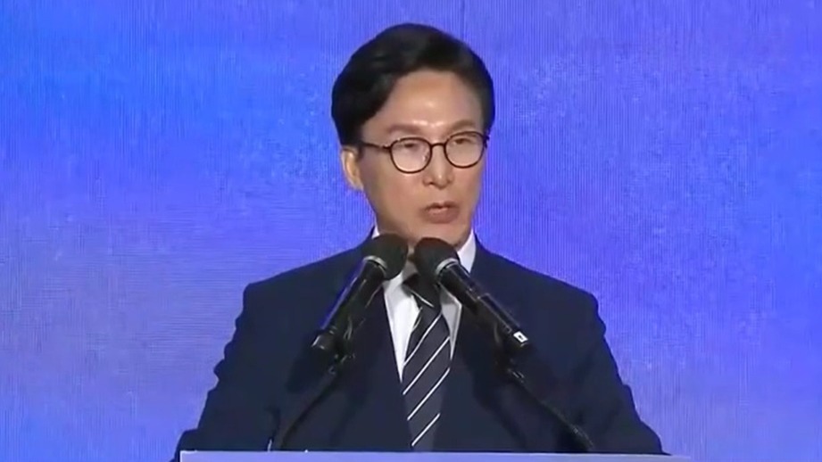 韩国前国务总理金民锡当选韩国执政党党首
