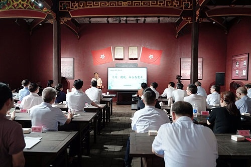 潋江书院举办夏季会讲活动。（兴国县融媒体中心供图）