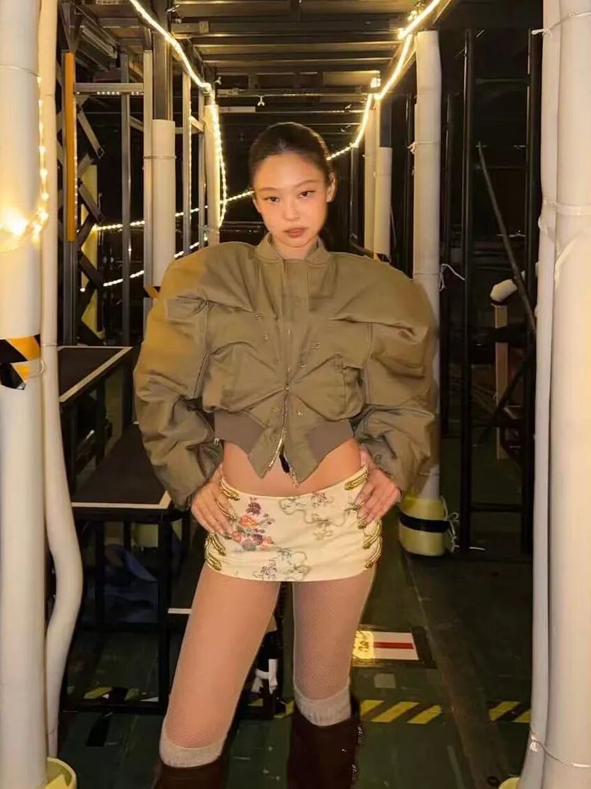 不想披头散发，跟女明星学扎超美高马尾！