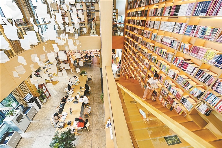 奉新县：品味书香 收获成长（图）