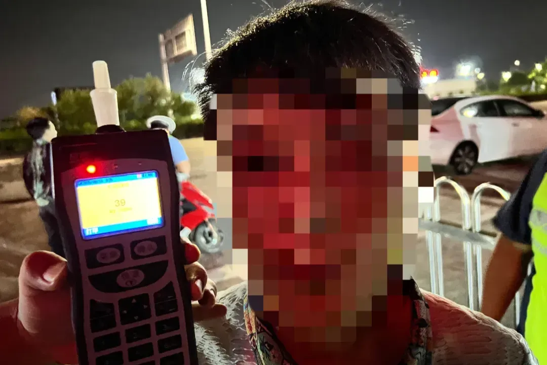 31宗违法记91分、酒驾牵出20宗违法 中山交警查获两辆“问题车”