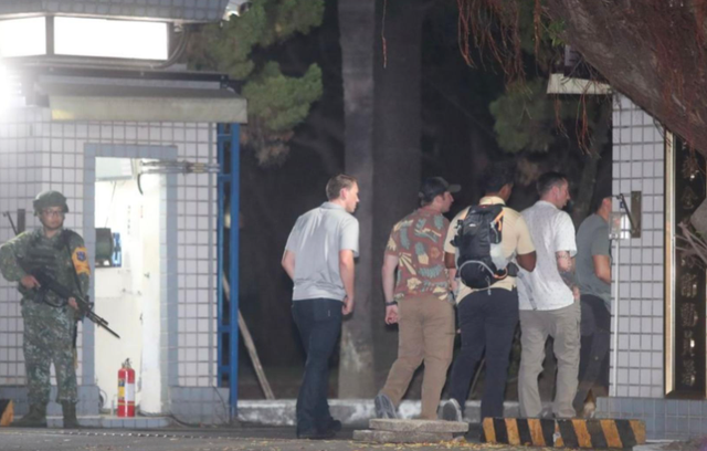 岛内再传噩耗,打赖清德一个措手不及,解放军已有大动作