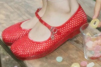 “果冻风”，20年前的流行回来了