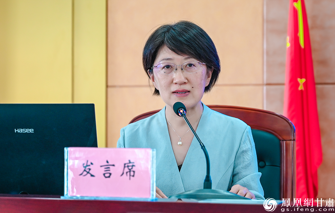 国务院参事室文史业务司副司长付蔷表示，挖掘阐释丝绸之路承载的文明价值具有重要时代意义。