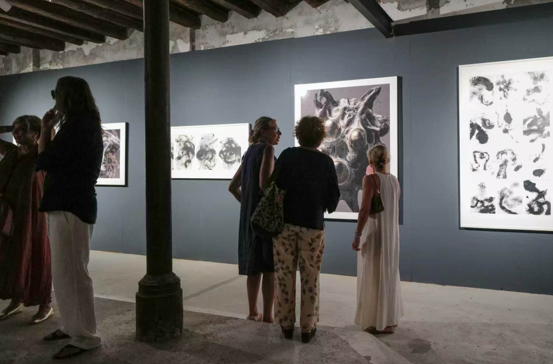 中国艺术家刘革受邀参加 第61届威尼斯双年展 坦桑尼亚国家馆主题展之特别展《日记 # 07此即象征!》