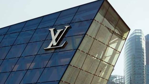LV回应“起诉国家知识产权局遭法院驳回”:该案仍处于法定程序当中_凤凰网