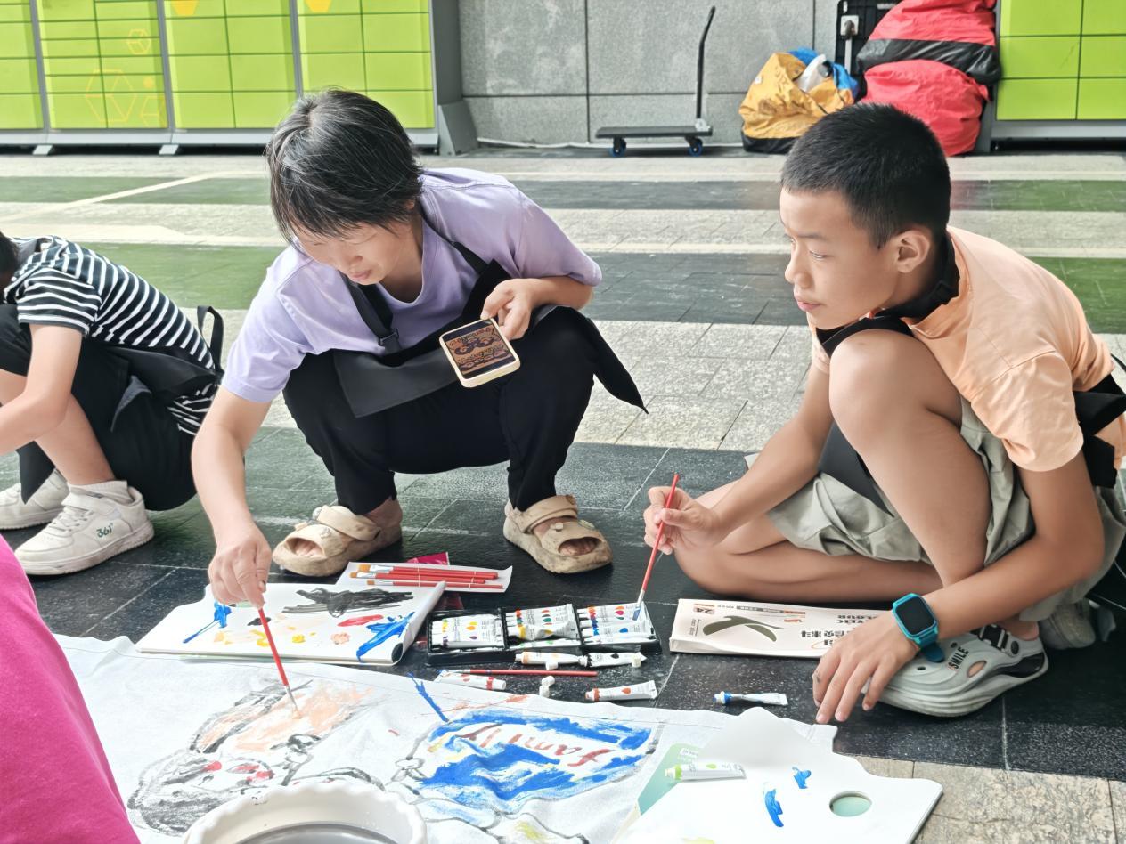 爱与守护双向赋能 学法绘梦共筑家园！铁岗社区开展妇女儿童权益主题系列活动