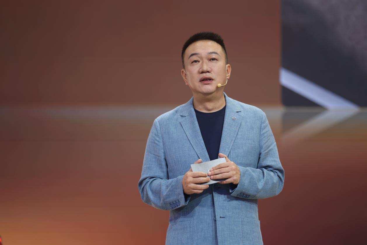 2026成都车展：长安马自达MAZDA EZ-60激光版正式预售 打造智驾时代的驾驶者之车，