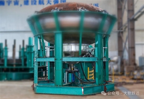国内首款塔架回收火箭！跃迁一号联合静力试验成功
