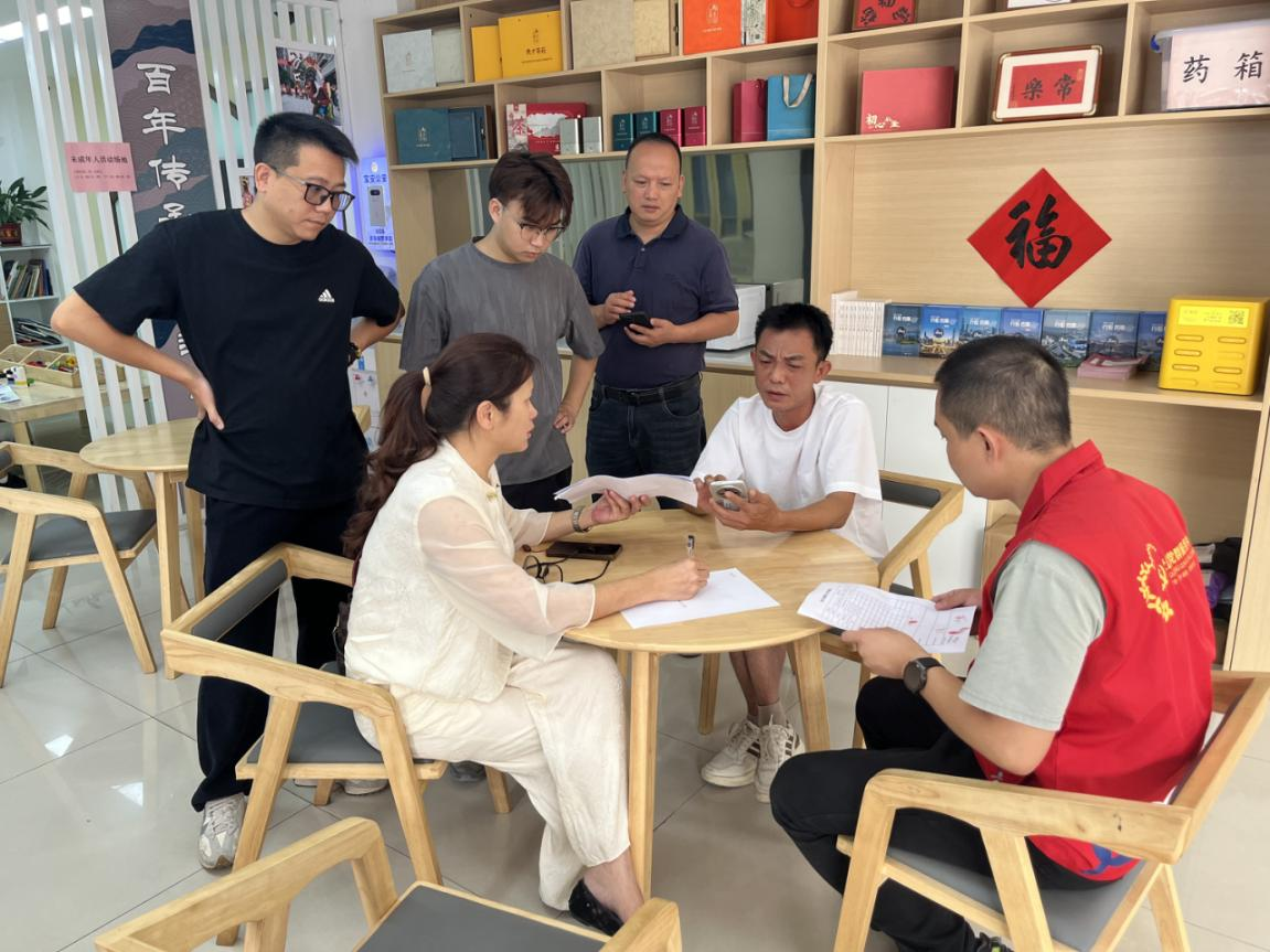 西乡社区调解暖人心 成功化解酒店工程款纠纷