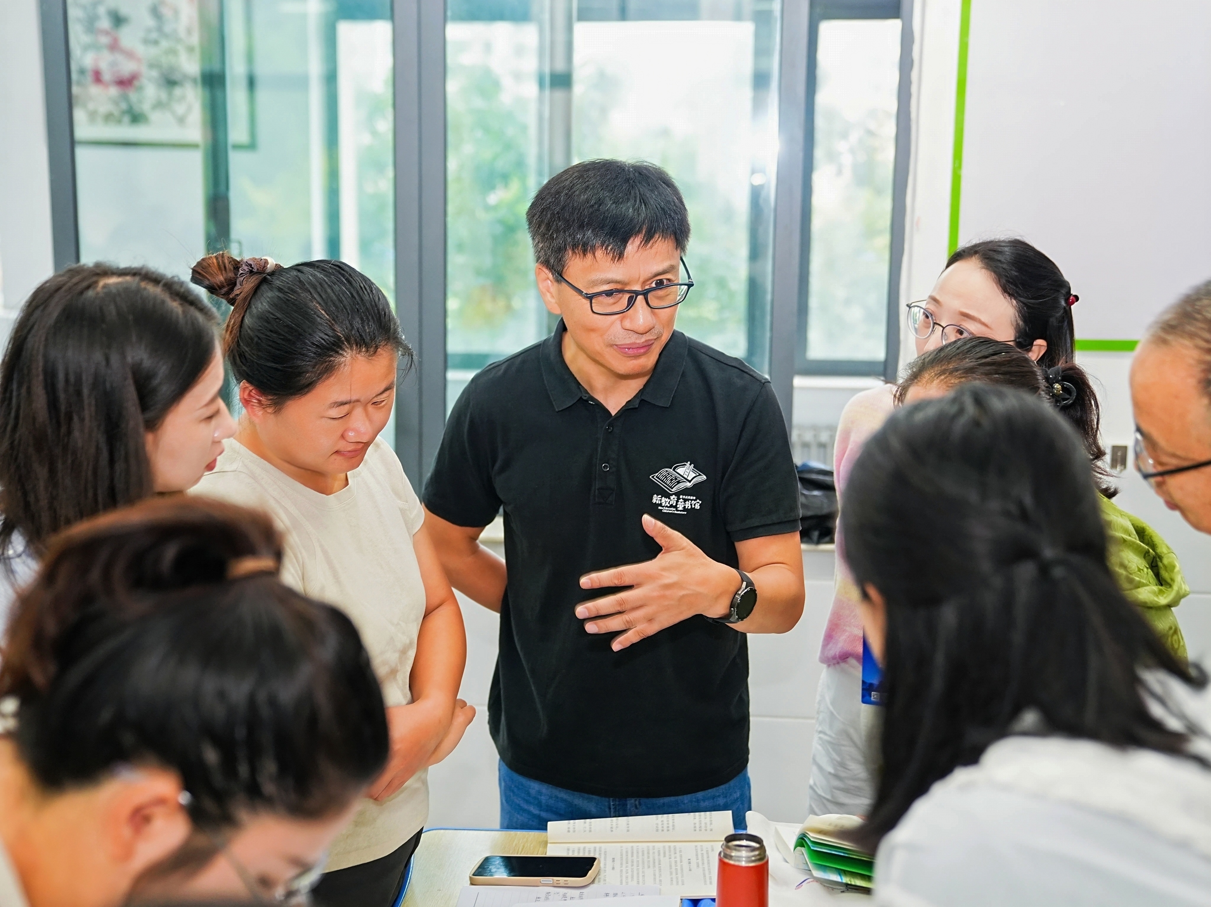 让“书香有径”成为每一所学校的日常风景——第二届全民阅读师训活动在甘肃定西成功举办