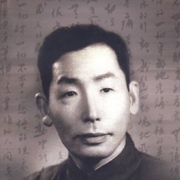55年授衔短线买什么股票，33军军长政委双双缺席，军长竟是潜伏19年的国军中将？
