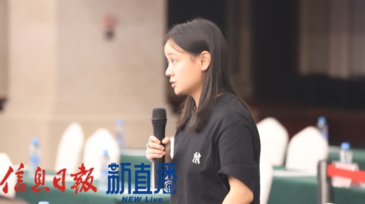 红土地上的奋斗者——“医心永向党 忠诚护健康”记者见面会