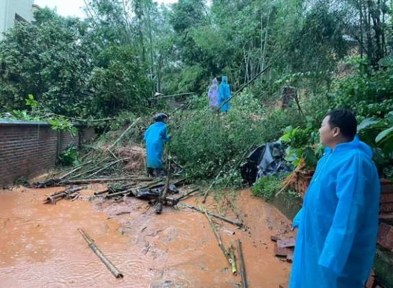 台风过境多地暴雨内涝 中国人寿全力筑牢防汛救灾守护线