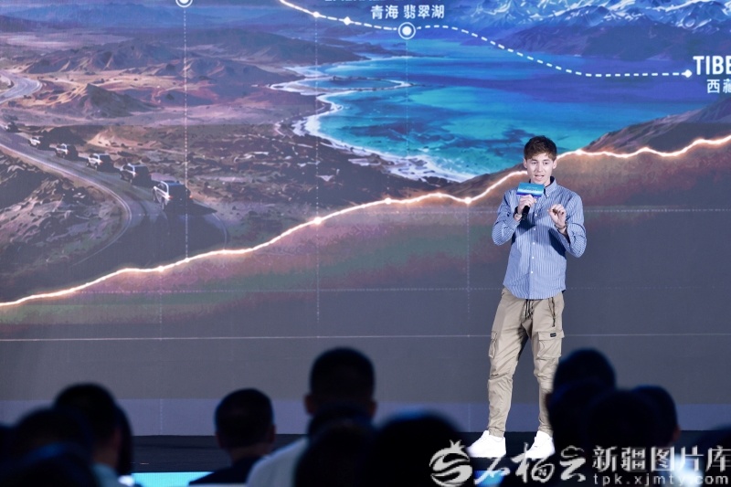 8月25日，自媒体博主@Jason在中国 讲述重返新疆的故事。