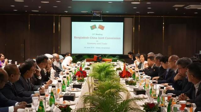 孟加拉要买歼-10，印度这回真急了：打不赢巴基斯坦，后院又起火