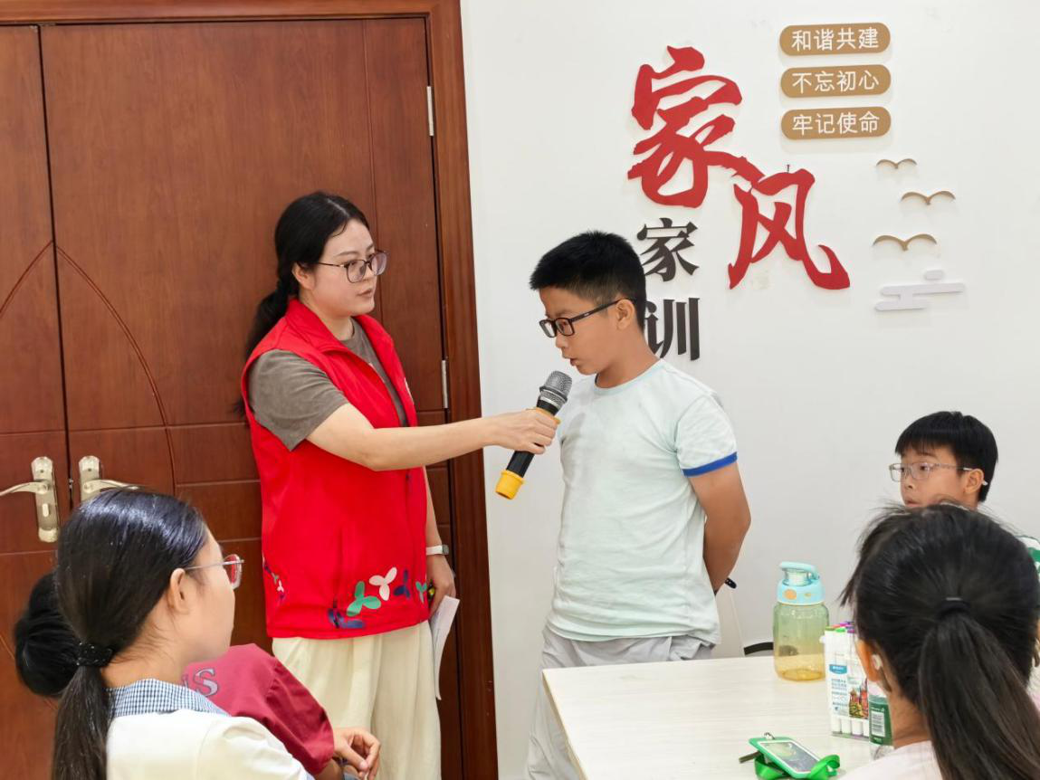 凝心迎挑战，趣学促成长——西乡街道凤凰岗社区青少年专注力趣味比拼活动圆满开展