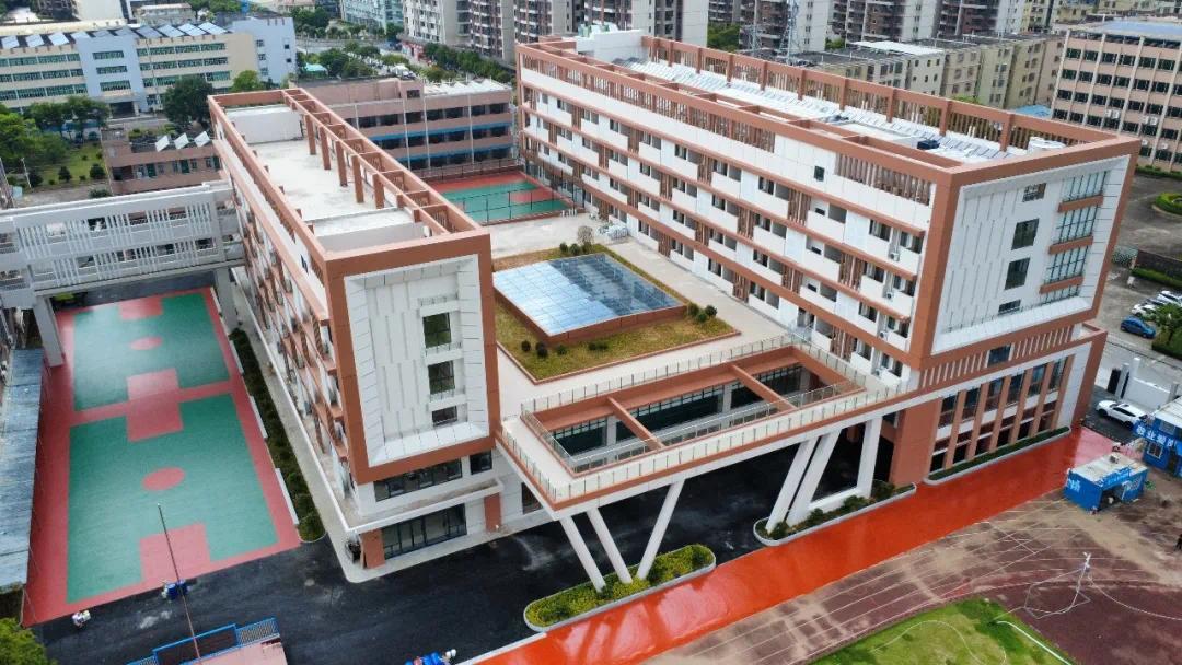 民众中学扩建综合楼项目。