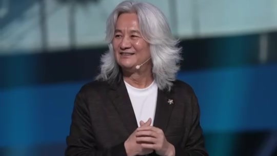 68岁北舞教授高度即兴开“大师课”
