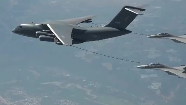 中国空军多型战机9小时跨越6000公里，锤炼远域实战能力