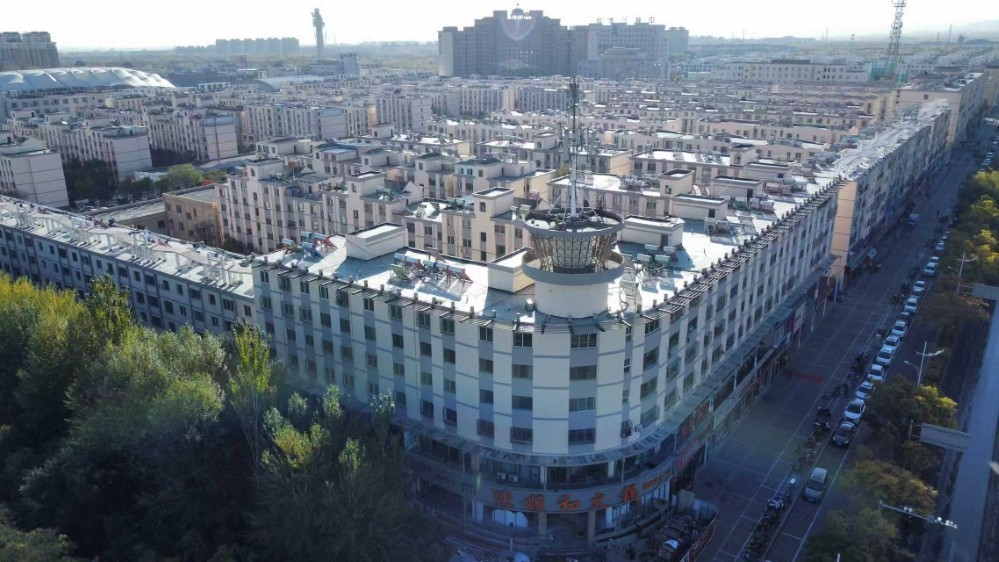 这是拍摄的完成老旧小区改造后的嘉峪关市广汇小区 新华社 发