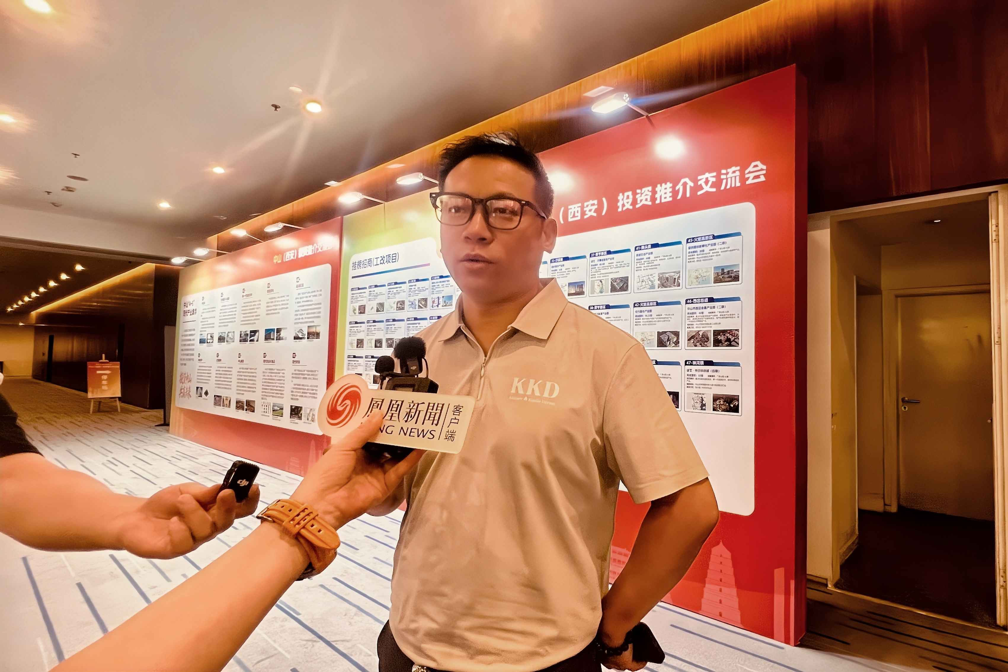广东省陕西商会工会主席、东方科德设计（广东）有限公司董事长苏大群接受采访。