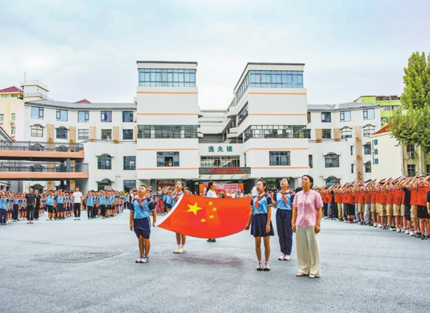 九江：灿烂开学季，逐梦启新程（图）