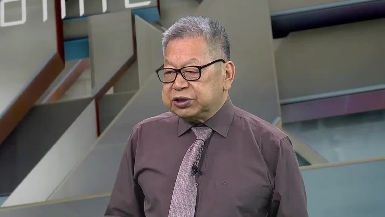 冷战后有“后冷战”及“后后冷战”，都是三个主角的三国演义