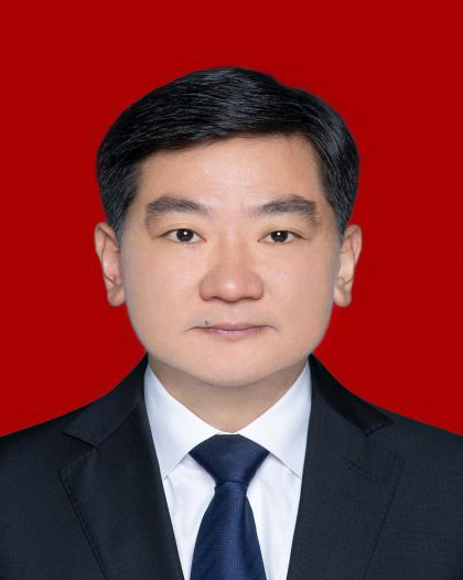 市委常委、副书记，副市长、代理市长 阙方俊