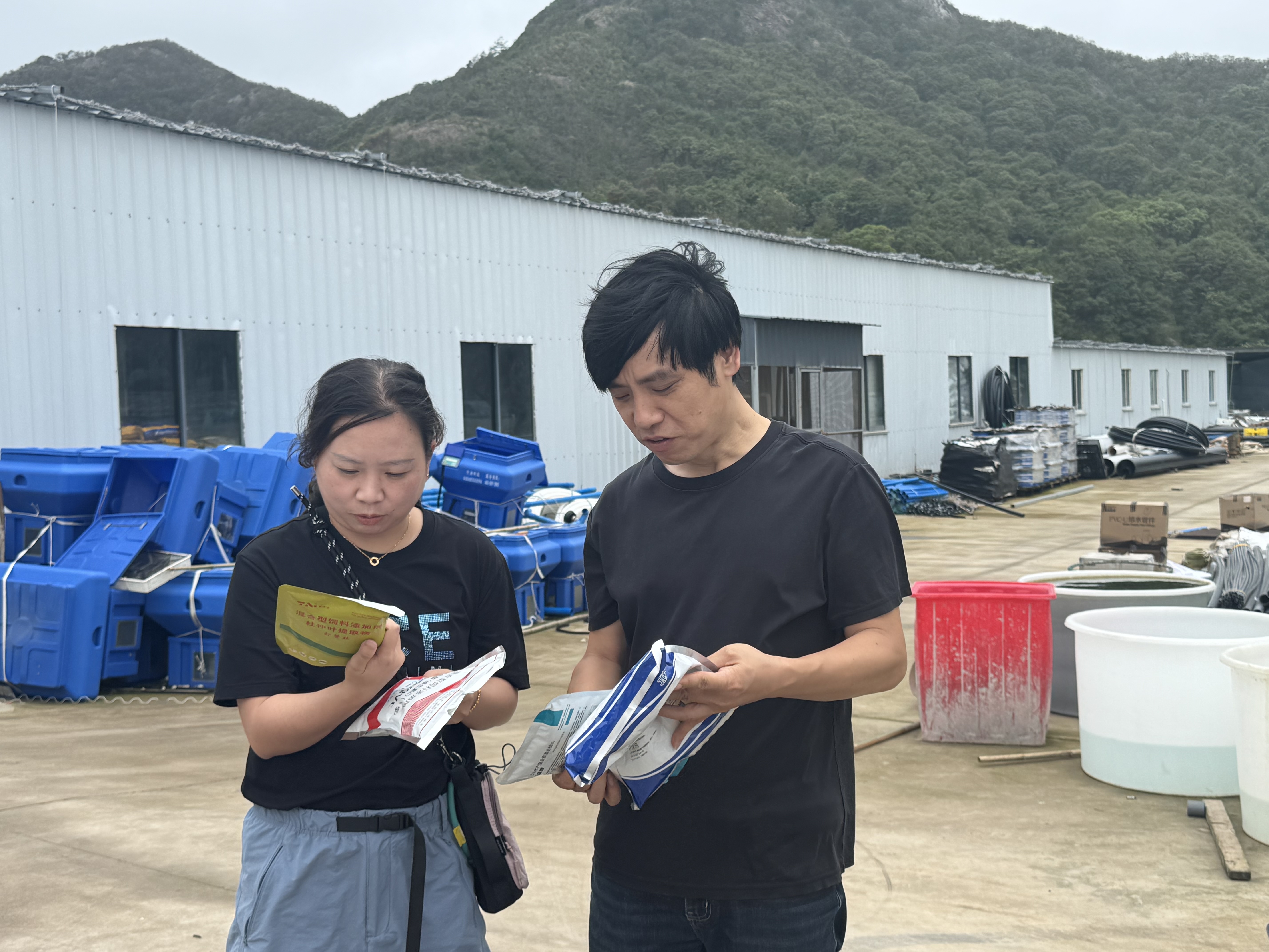 闻“风”而动 精准帮扶 市渔业主管部门积极开展台风灾后技术指导