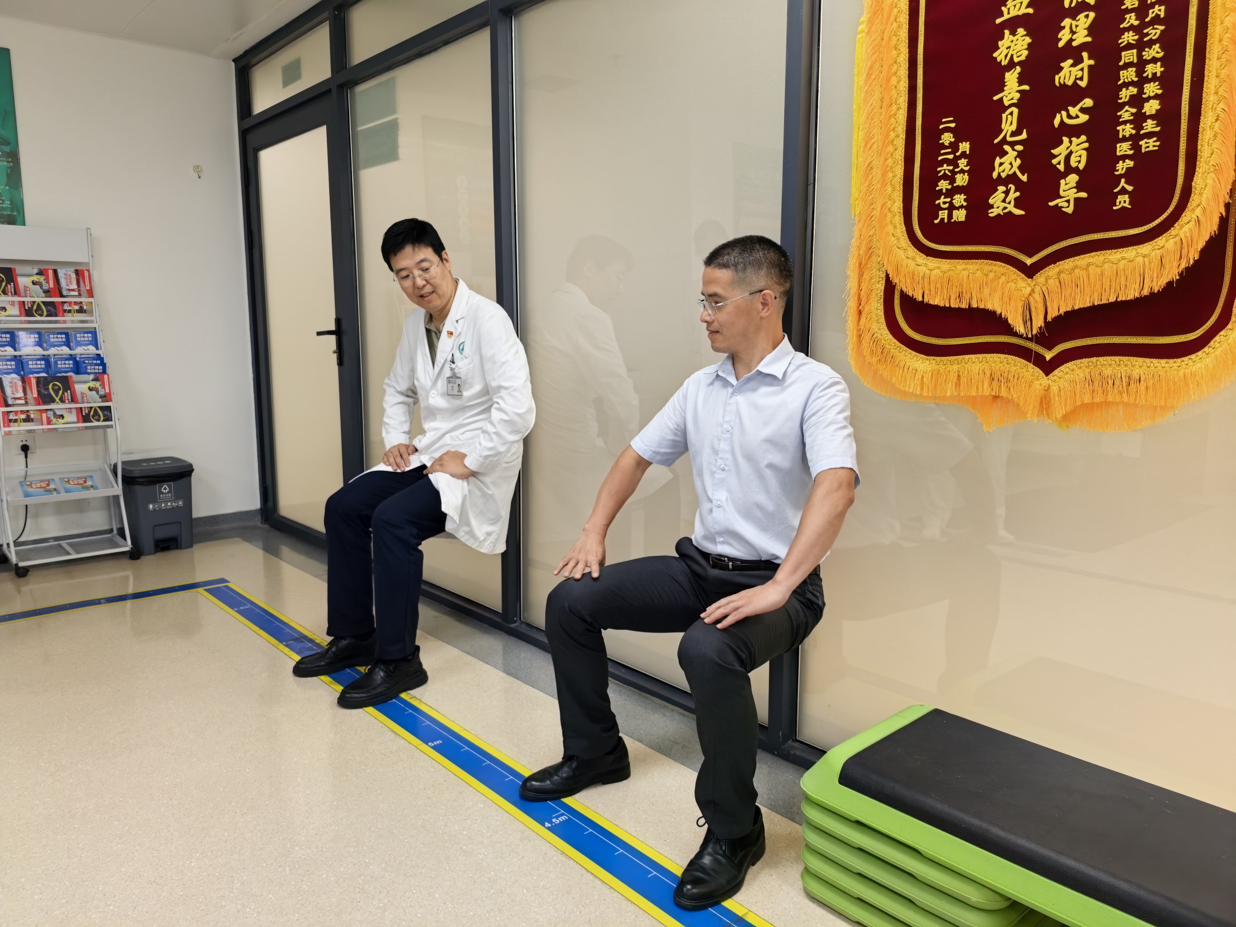 打工人哀嚎“牛马抢不到” 1200+人抢先体验!医生护士亲自带你“开练”