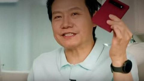 雷军官宣小米18 Fold，新形态命名“中折叠”，称其迄今最高端折叠