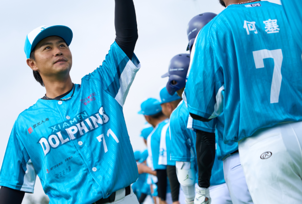 CPB夏至联赛8月赛事名场面不断 厦门海豚暂居榜首 深圳上海紧随其后  CPB夏至联赛8月赛事结束：19场比赛13支本垒打 诞生多项里程碑