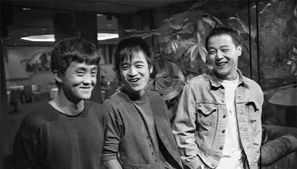 “魔岩三杰”之一何勇去世，生前最后一条微博为演出取消通告