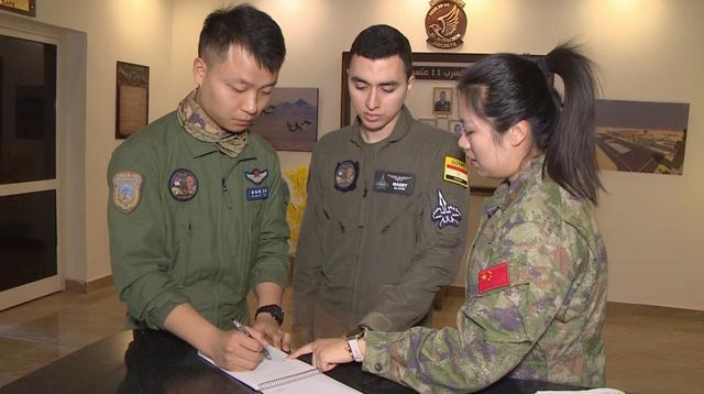 运油20与“阵风”对接，首次给西方战机空中加油，用北约标准？