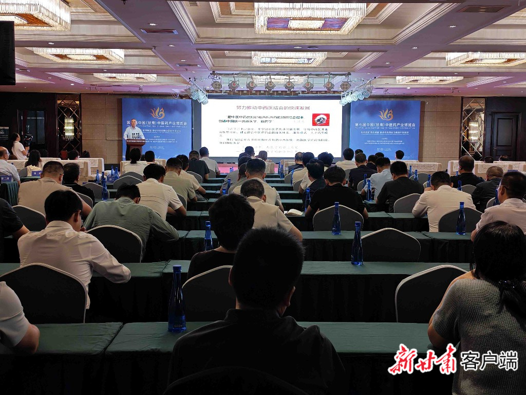 岳阳中西医结合医院代表发表演讲 新甘肃·甘肃日报记者 马国顺 摄