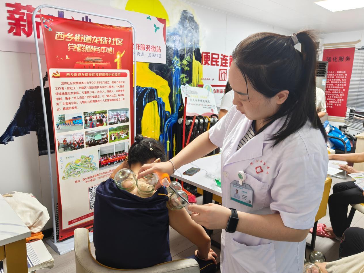 现场体验拔罐服务